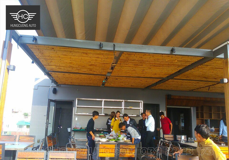 HInhg ảnh mái bạt xếp quán cafe chuẩn bị đưa vào sử dụng