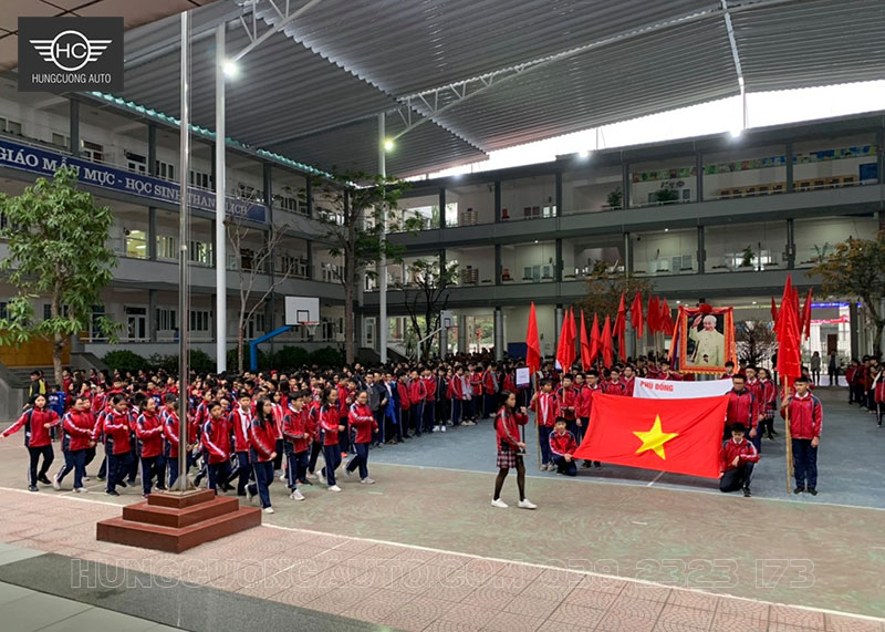 Mái bạt xếp lượn sóng Cầu Giấy Junior High School Mái bạt xếp lượn sóng Cầu Giấy Junior High School